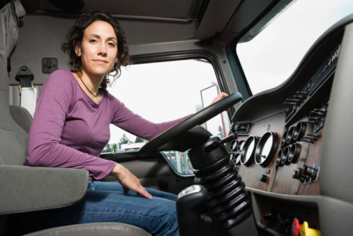 More Female Truck Drivers Applying for Driver Jobs